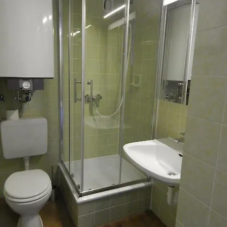 Free Apartment - Schoenblick Bad Urach Exterior photo